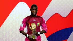 Samuel-Diarra-gant-d-or